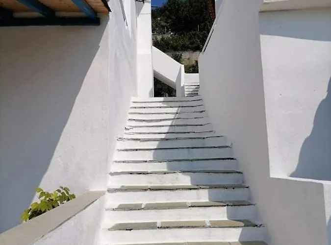 Alexandra's Apartament